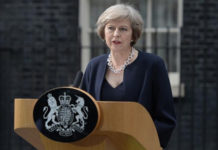 Malvinas: Premier británica instó a Macri a negociar por vuelos e hidrocarburos