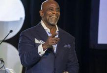 La increíble historia del hombre que pasó de dormir en baños públicos a ser un inversionista multimillonario