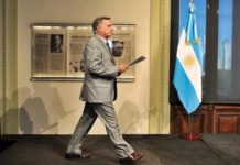 Aranguren adelantó que en febrero volverá a aumentar la luz y en abril el gas