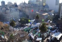 Gremios convocarían a un paro general para dentro de un mes