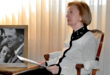 Isabel Perón se despidió del «Momo» Venegas con un aviso fúnebre