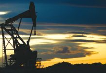 Argentina, lejos del autoabastecimiento energético: se importa más crudo y bajan la producción y las regalías