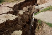 Así creció en una semana la grieta de Diamante: desalojan a 14 familias