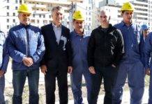 Increparon a Macri durante una recorrida por una obra porteña: «Estamos peor, haga algo»