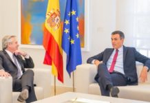 Alberto Fernández se reunió con el presidente español en el Palacio de La Moncloa
