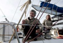 Un francés zarpó de Ushuaia y hace dos meses navega por el Atlántico Sur para evitar la cuarentena