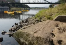 “Si me ves llora”: las piedras ancestrales que ponen al descubierto la sequía de los principales ríos de Europa