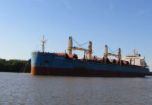 Zarpó el carguero African Petrel