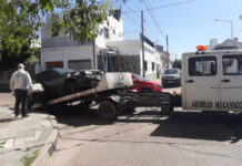 Casi un centenar de vehículos abandonados fueron retirados de las calles