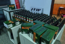 Puente Artígas: Venía de un torneo de póker en el exterior y aduana le secuestró 189 botellas de licor de contrabando