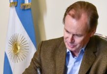 Bordet promulgó la Ley de presupuesto para el 2023