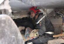 Las desesperadas labores de rescate tras el devastador terremoto en Marruecos