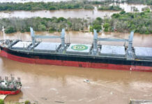Zarpó un buque e ingresó otro en la mañana de este lunes