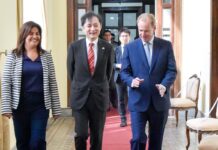 Bordet y Bahl acuerdan con el embajador de Japón intercambio científico y tecnológico