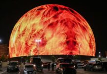 4 datos que muestran la magnitud de la gigantesca esfera inaugurada en Las Vegas con un concierto de U2