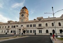 El gobierno provincial convocó a los gremios a un encuentro de diálogo institucional