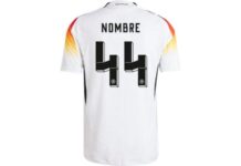 La camiseta 44 de Alemania que Adidas retiró por su “cuestionable” semejanza con la simbología nazi