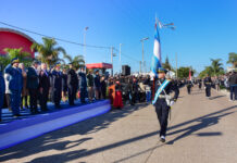 Cadetes y aspirantes de las fuerzas de seguridad juraron a la Bandera
