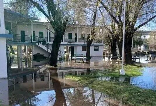 La crecida del río Uruguay no da tregua y los niveles altos persistirán al menos dos semanas