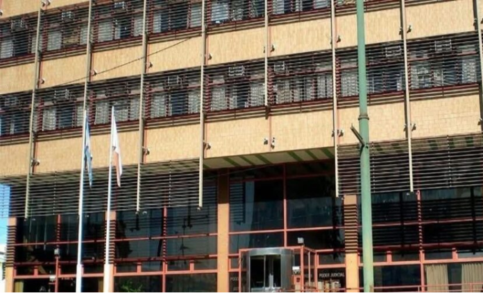 Screenshot 2026-08-27 at 10-19-21 Condenaron a cinco años de prisión a un joven por seis delitos en Concepción del Uruguay - Arriba Noticias
