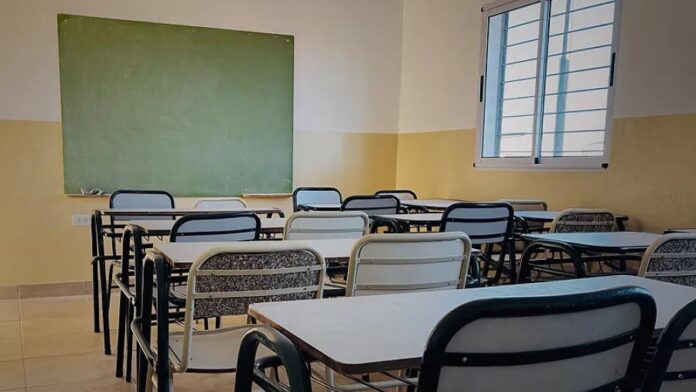 aula-vacia-paro_0_jpg_webp_75