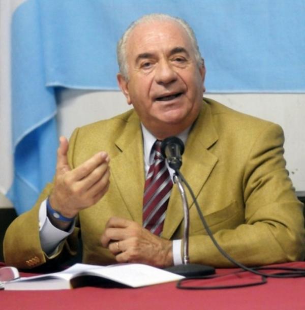 carlos-chiara-dc3adaz