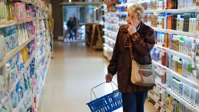 Argentina sigue siendo un país caro frente a la caída del poder adquisitivo