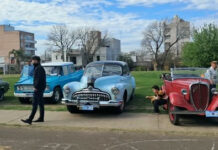 Continúa el Encuentro de Autos Clásicos en Concepción