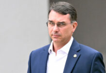 La fuga de Flávio Bolsonaro desata una crisis política en Argentina