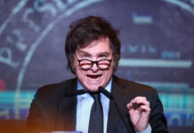 Milei: “La foto es horrible, la película es la mejor”