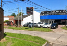 Disparó dos veces en una agencia de autos y fue detenida