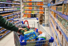 Alimentos y tarifas duplican la inflación