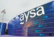 Amparo judicial frena la privatización de AySA