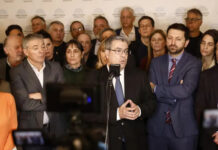 Oposición insiste con sesión especial pese al fallo por tierras